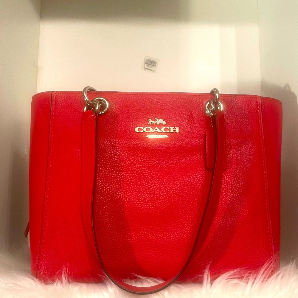 Brand new RED coach pebble LEATHER shoulder bag